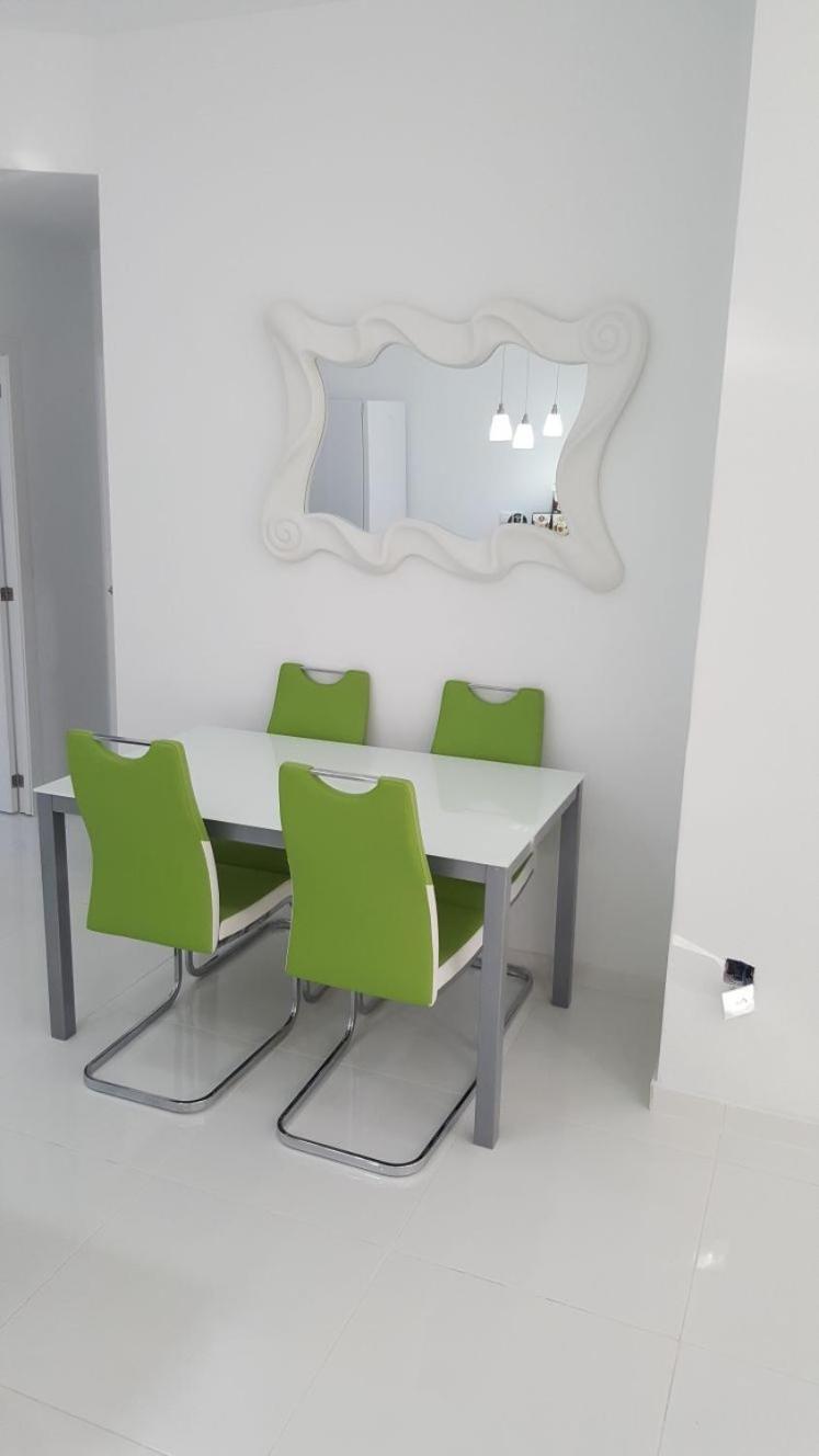 White Apartment Αλικάντε Εξωτερικό φωτογραφία