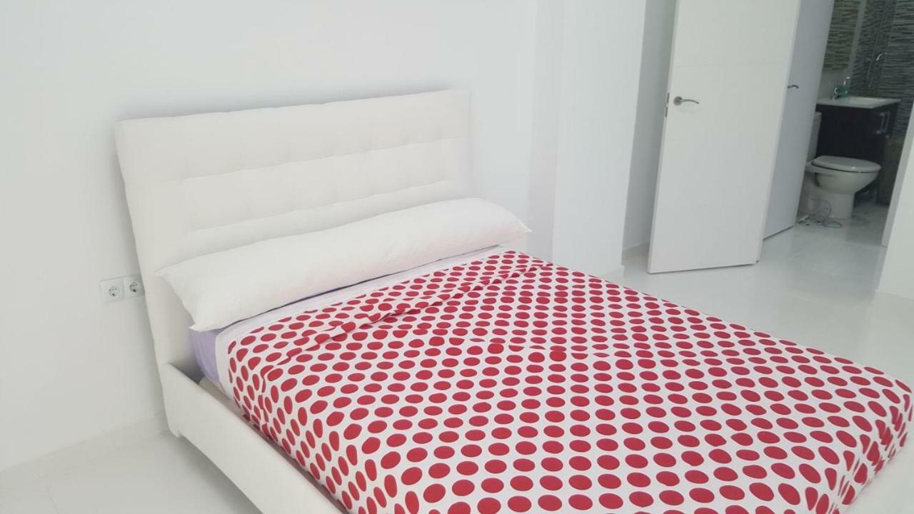 White Apartment Αλικάντε Εξωτερικό φωτογραφία